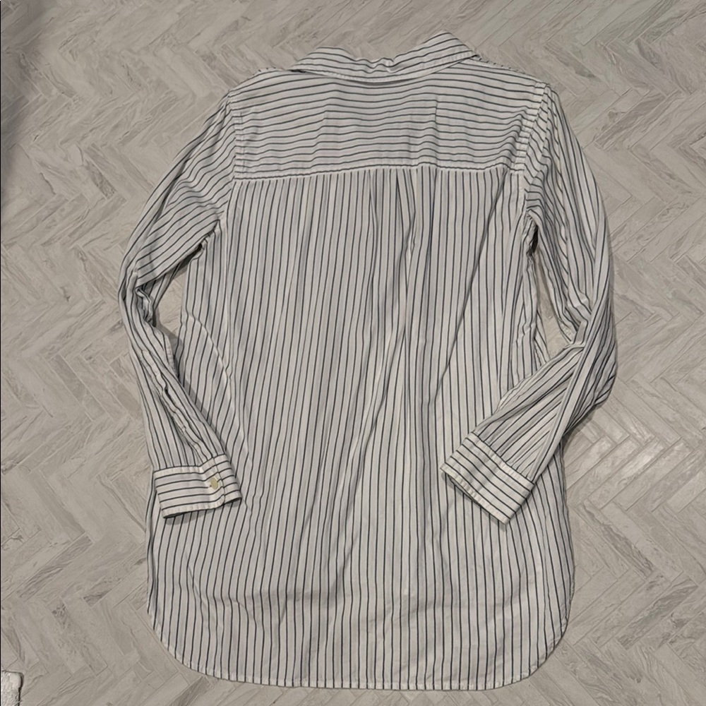 Madewell Striped Women’s Shirt - Black and White, size small - Picture 4 of 6